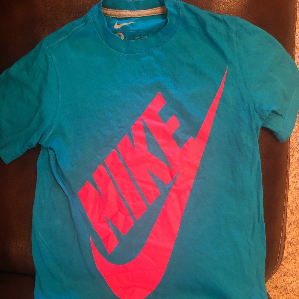 Short sleeve